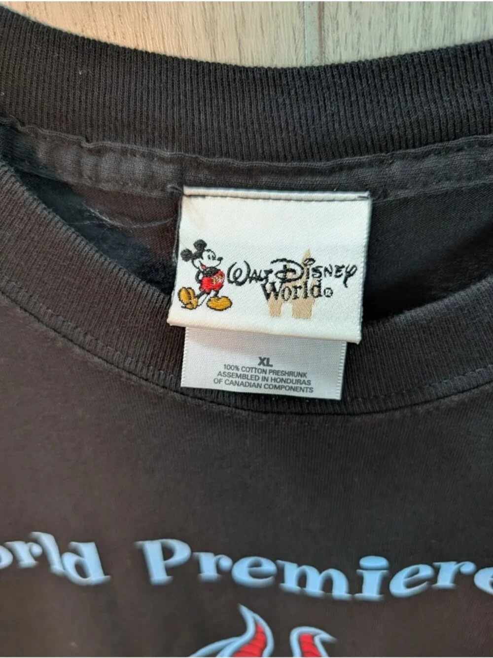 Vintage Disney World Fantasmic Premier Dragon Mickey T Shirt Mens 1998 XL